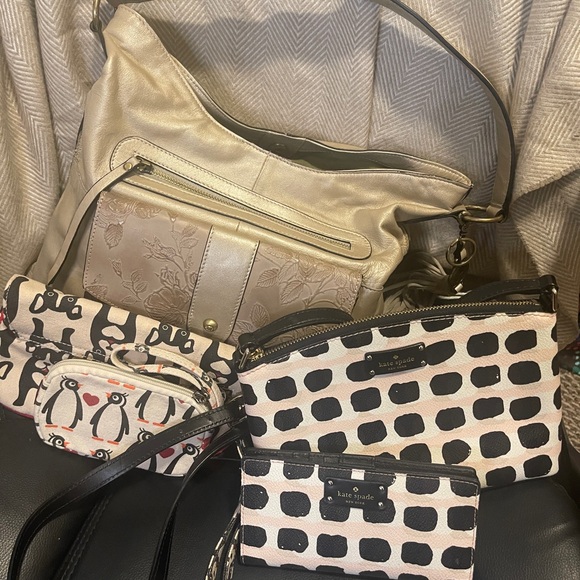 Kate Spade New York Millie Grove Street Crossbody & Wallet Set - Picture 1 of 12